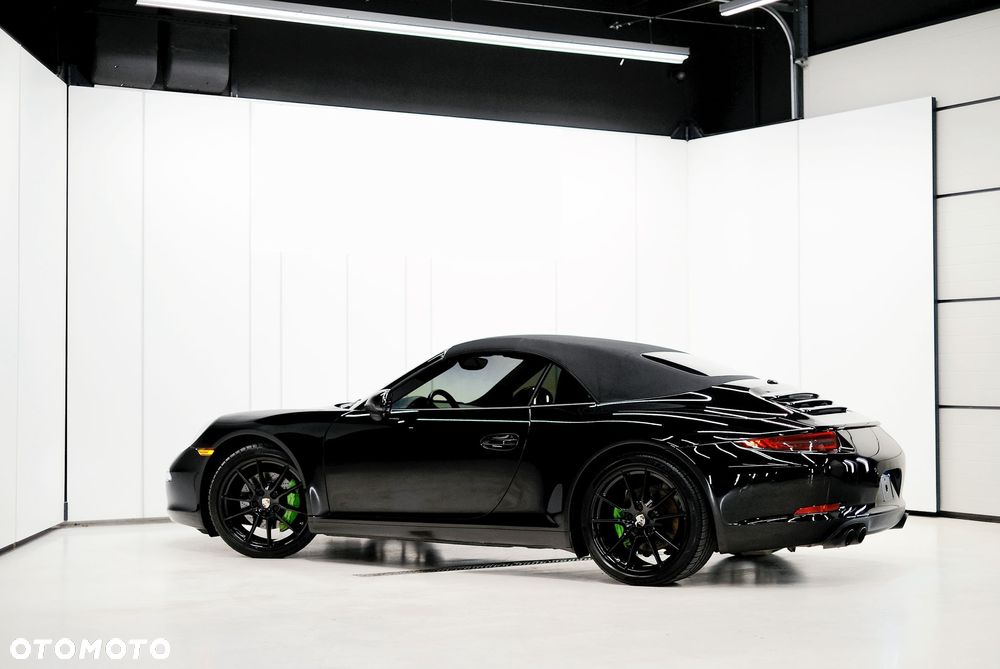 Porsche 911 Carrera S - 38