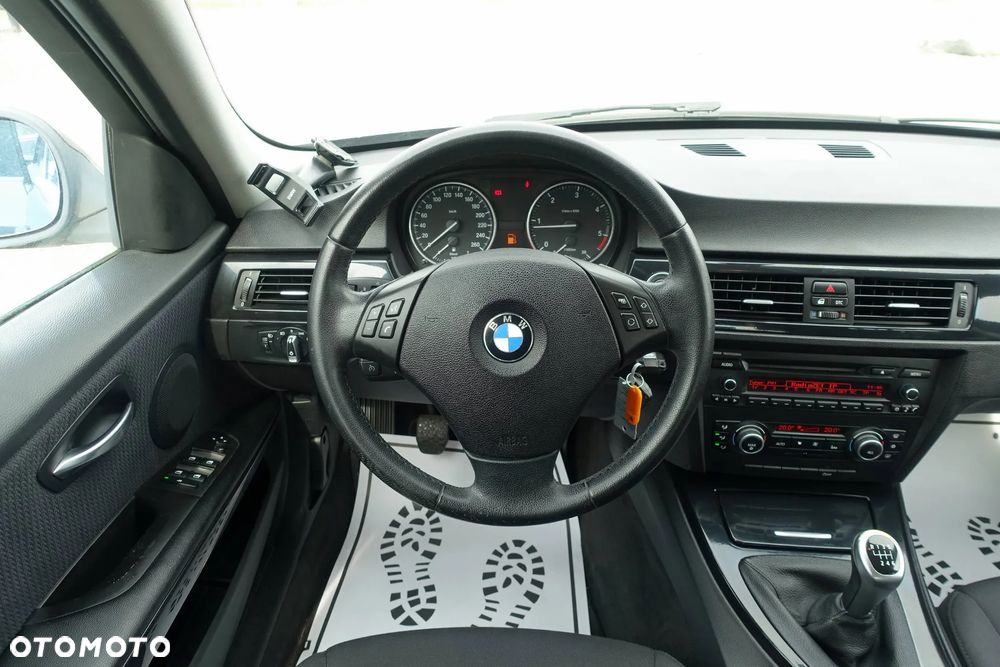 BMW Seria 3 - 9