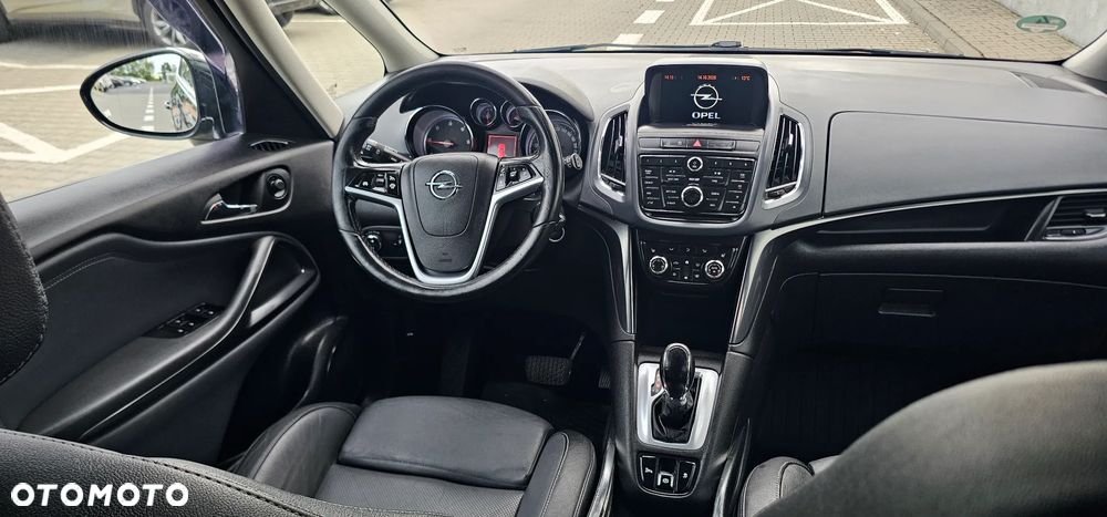 Opel Zafira - 10