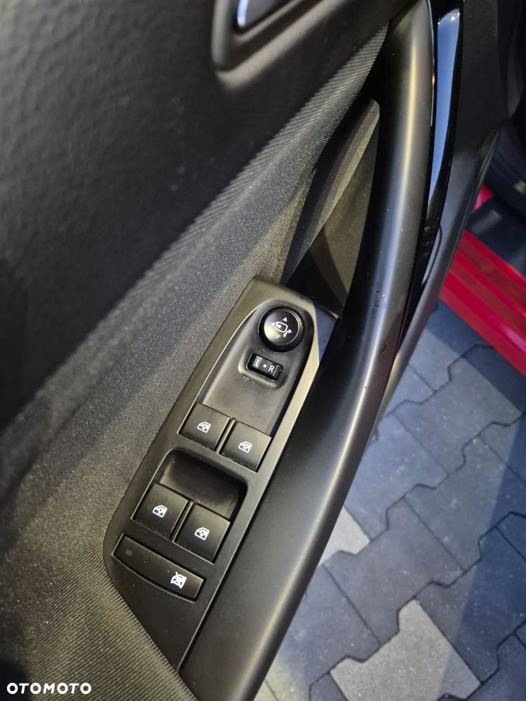 Opel Astra 1.4 Turbo Innovation - 26