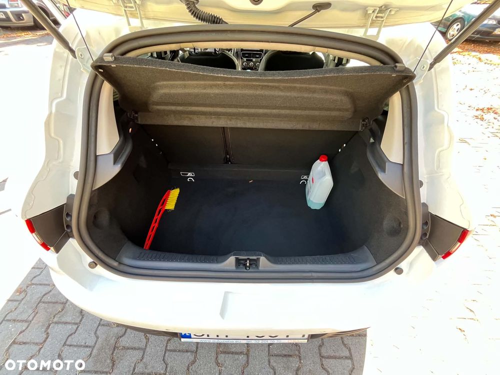 Renault Clio 1.2 16V Alize - 12