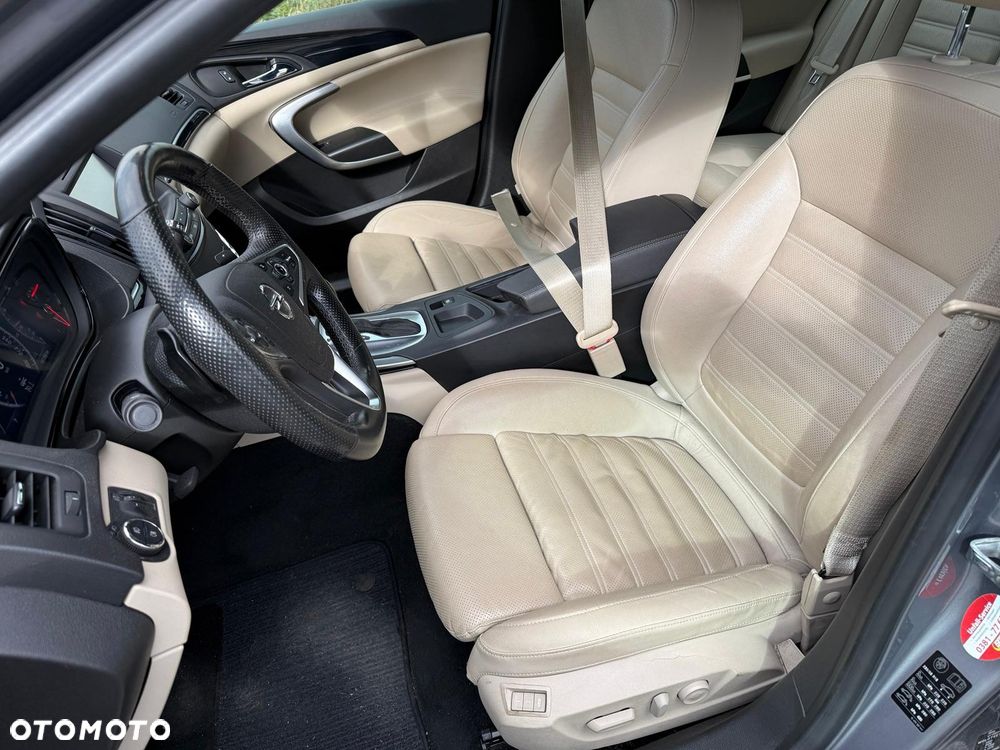 Opel Insignia 2.0 CDTI 4x4 Business Innovation - 4
