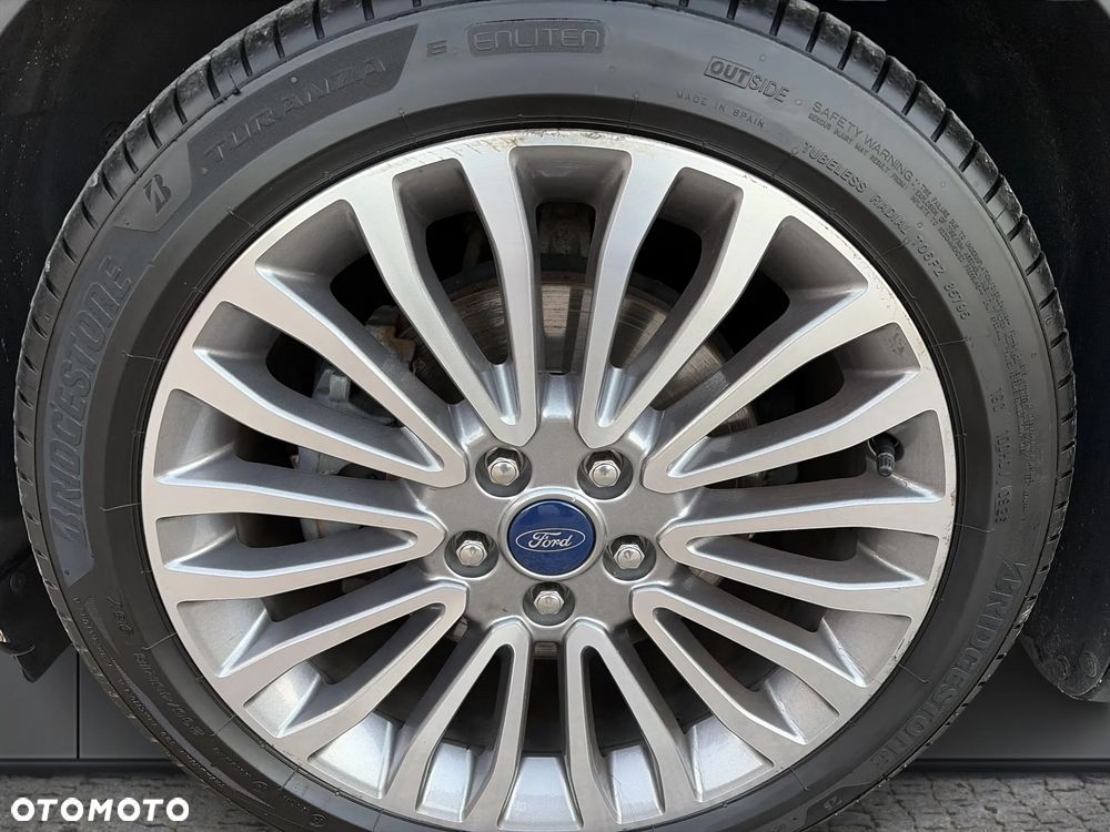 Ford Mondeo 2.0 Hybrid Titanium - 19