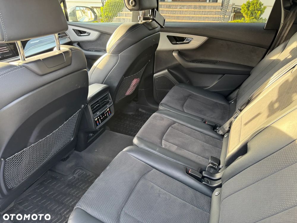 Audi Q7 50 TDI mHEV Quattro S Line Tiptr - 8
