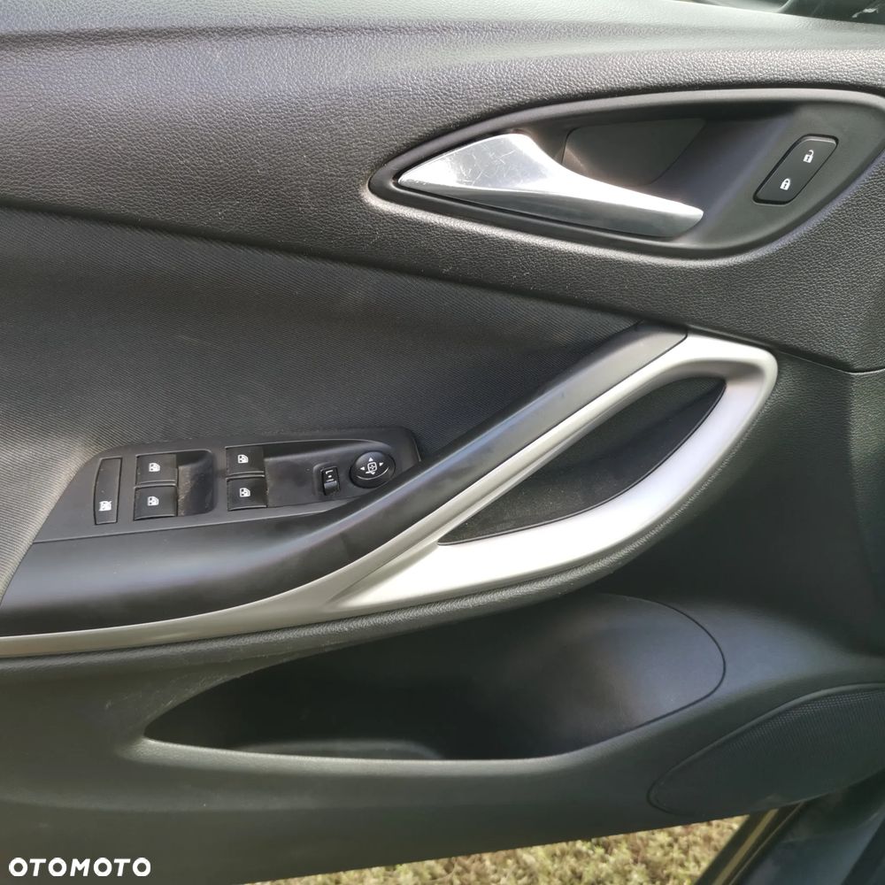Opel Astra 1.2 Turbo Start/Stop Edition - 17