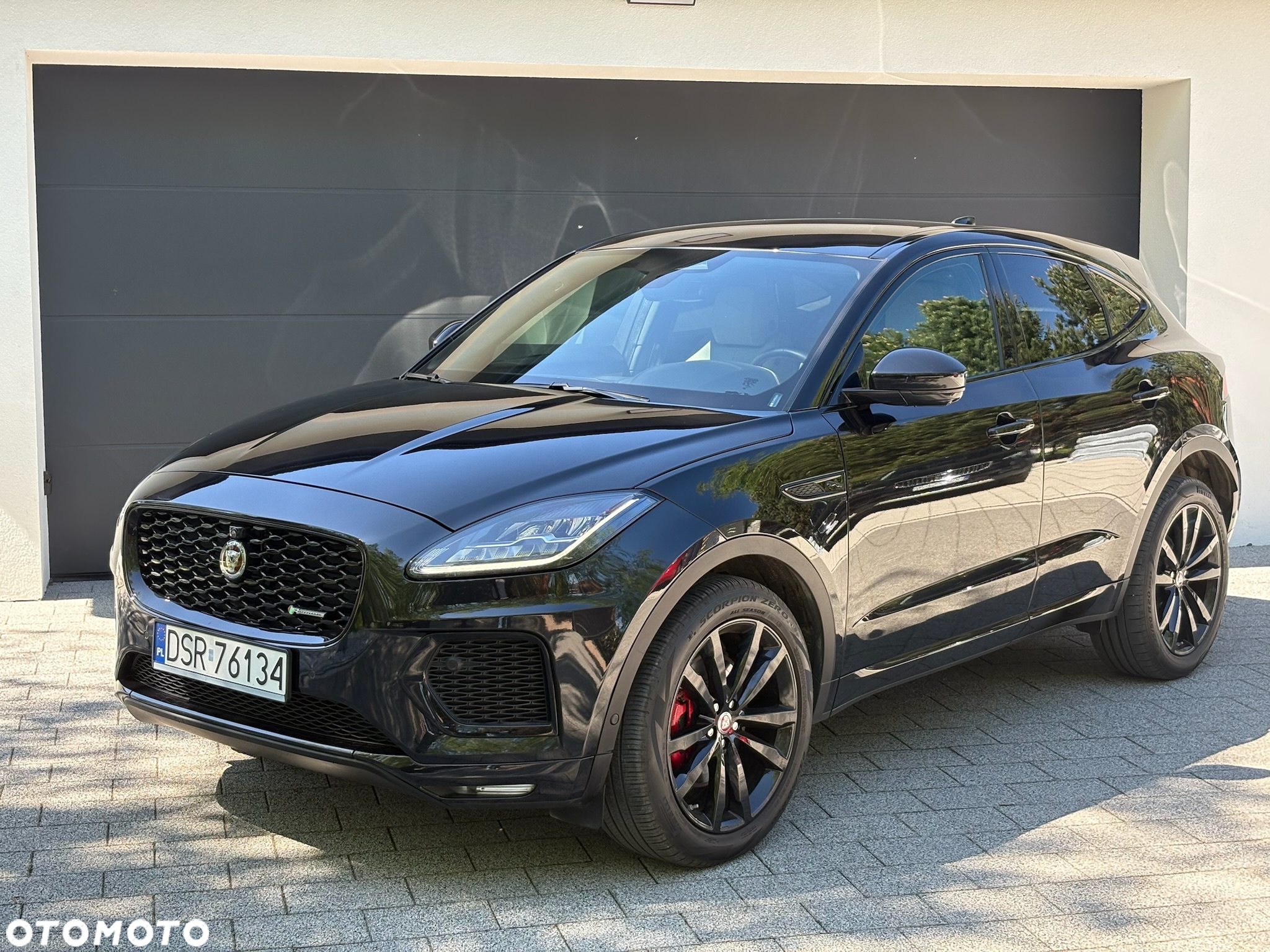 Jaguar E-Pace D165 AWD R-Dynamic S - 5