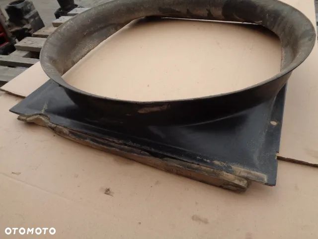 Osłona wentylatora chłodnicy McCormick XTX215 - 2