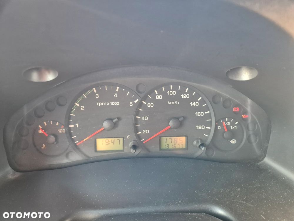 Nissan X-Trail 2.0 dCi Tekna 4WD Xtronic - 24