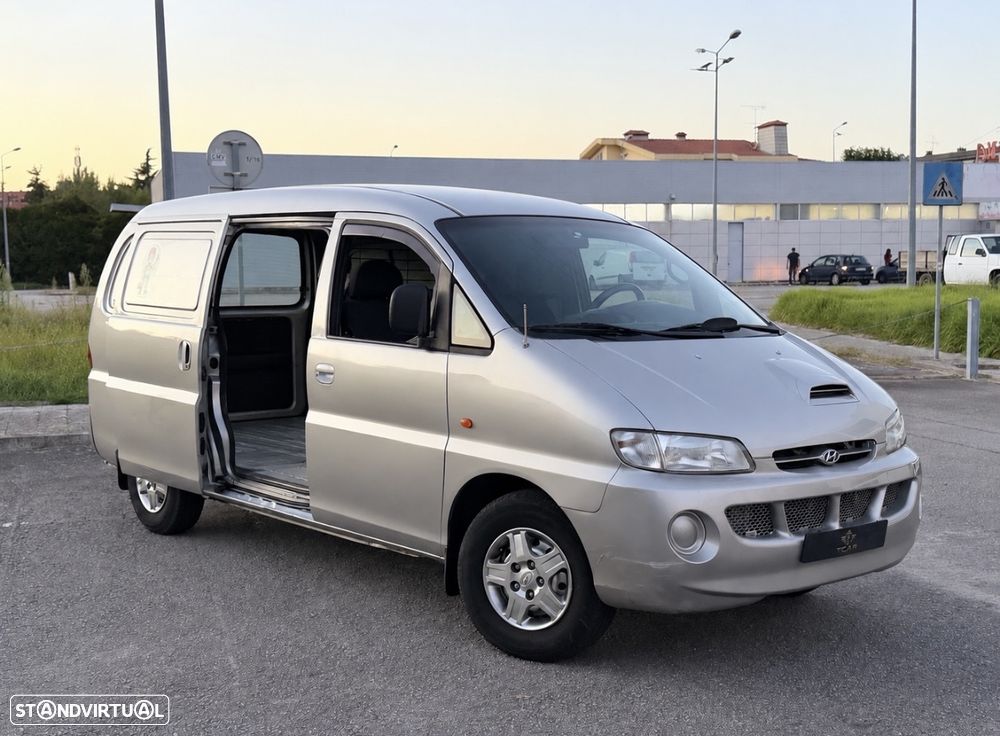 Hyundai H1 2.5 3 Lug - 1