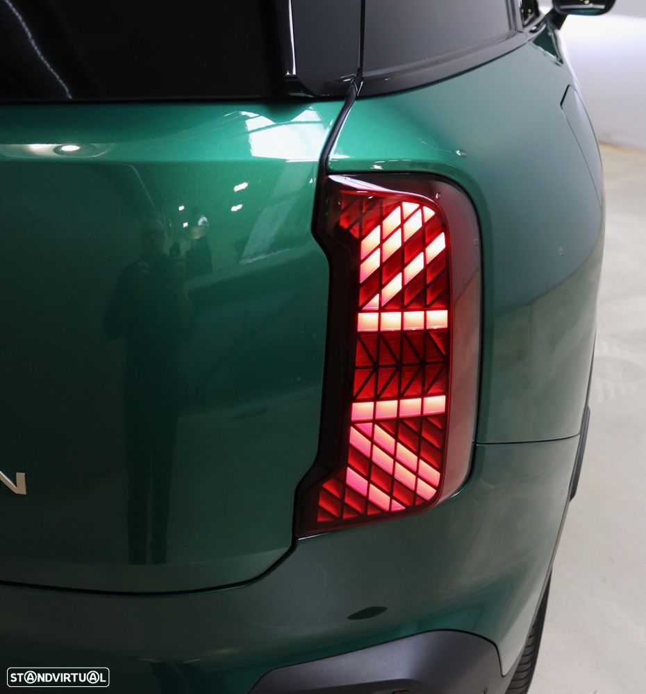 MINI Countryman E Favoured L - 32