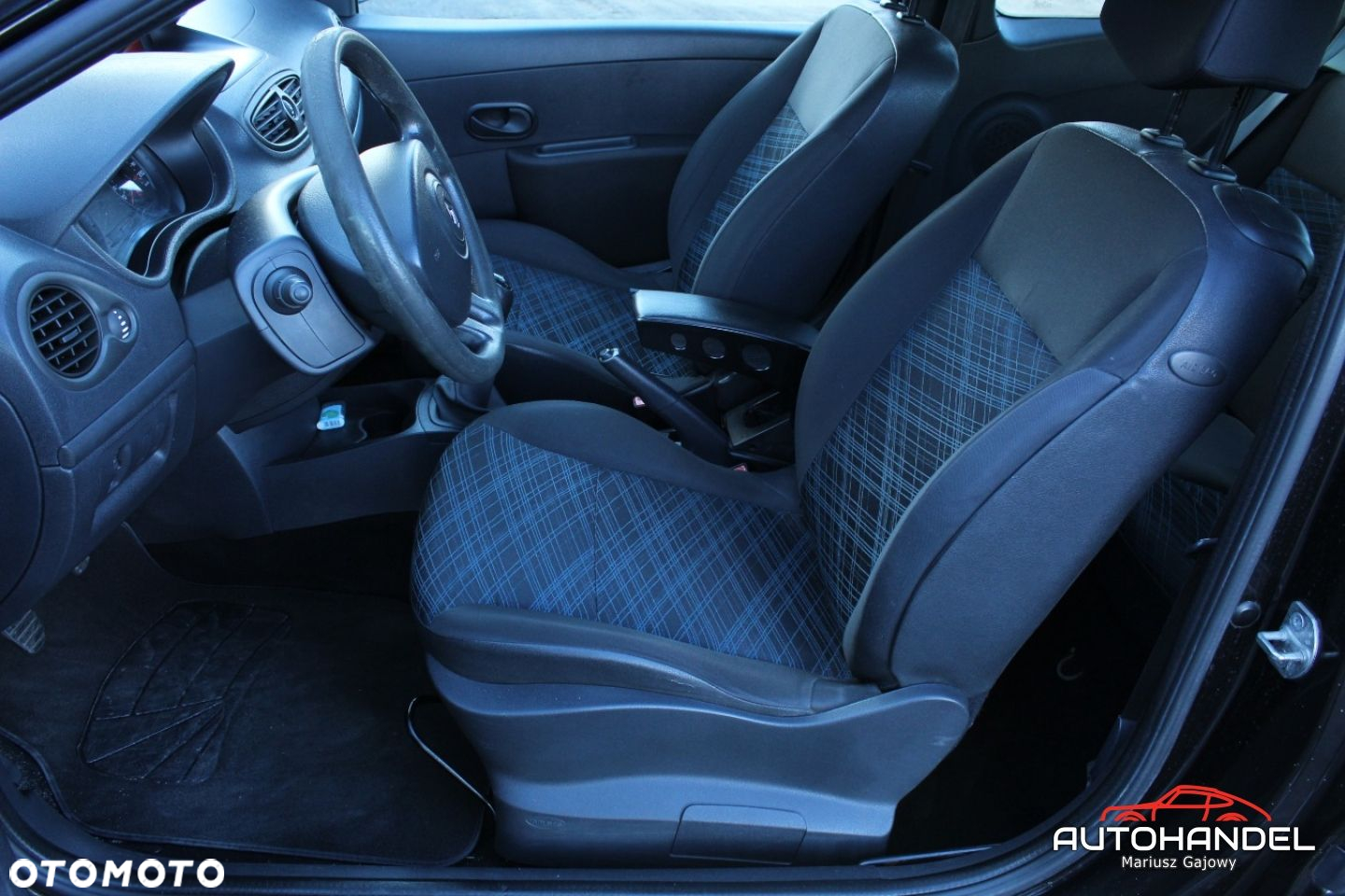Renault Clio - 7