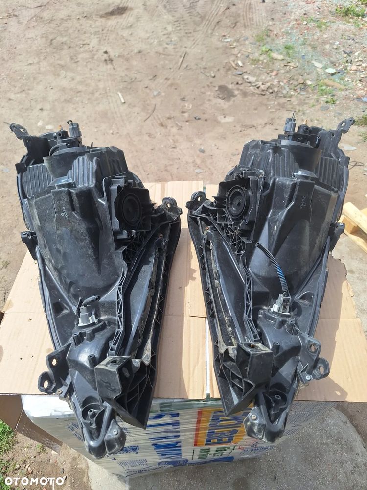 lampa prawa lub lewa przód Honda Jazz III Europa - 4