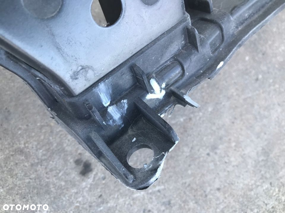 Pas przedni Hyundai i20 II 14-20r. wzmocnienie dolne ramka chłodnic oryginalna - 3