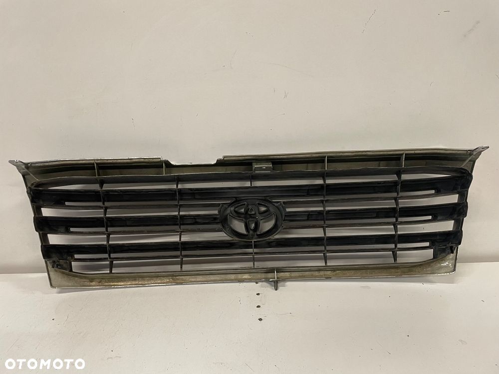 Atrapa grill toyota land cruiser 100 - 4
