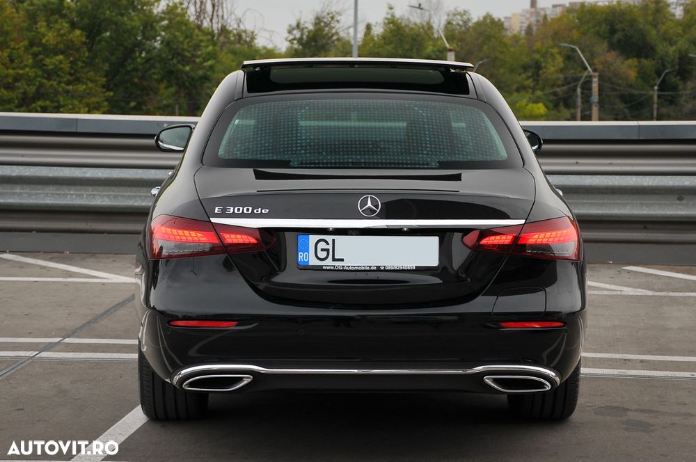 Mercedes-Benz E 300 de 9G-TRONIC Exclusive - 4