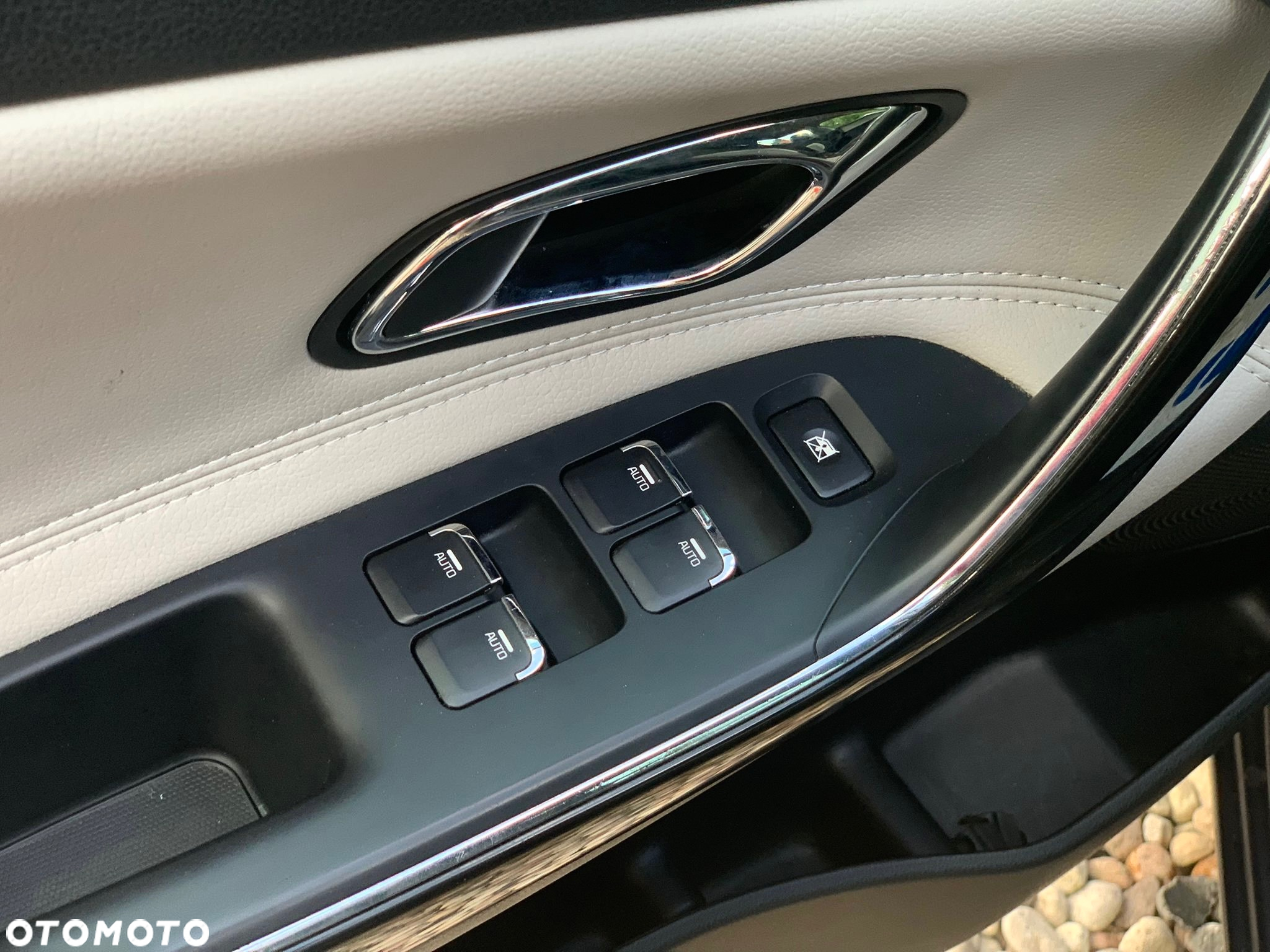 Kia Ceed 1.6 GDI DCT SW Platinum Edition - 23