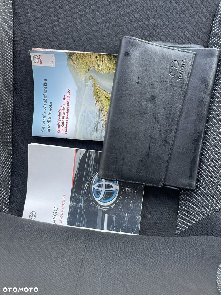 Toyota Aygo 1.0 VVT-i Color Edition - 12