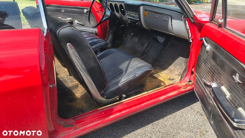 Chevrolet Corvair - 11