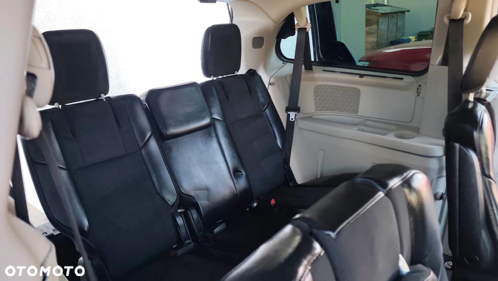 Lancia Voyager 2.8 Multijet 16v Platinum - 36