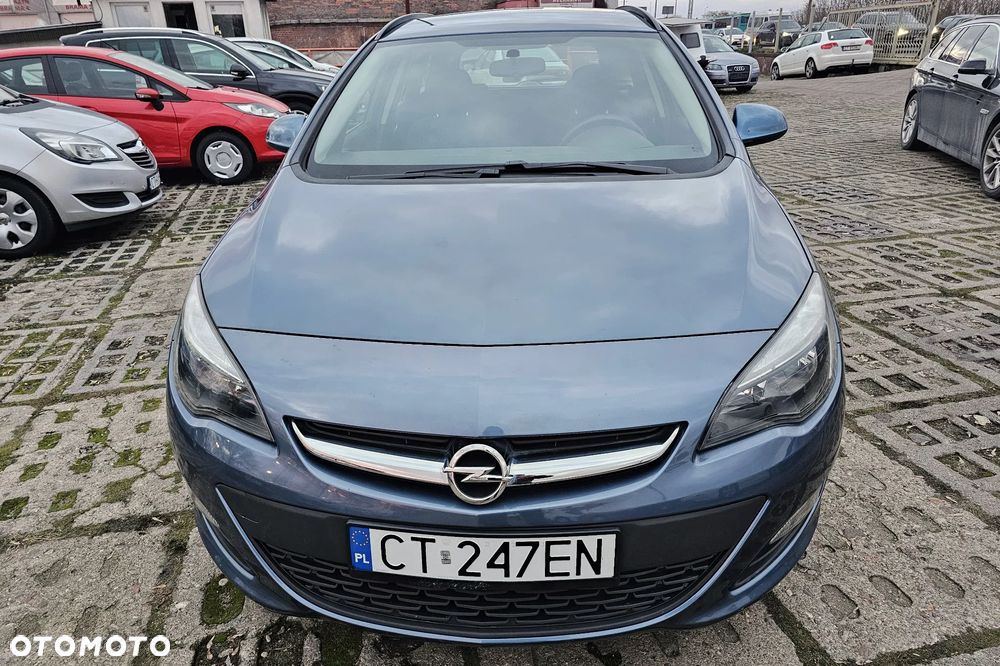 Opel Astra 1.4 Turbo - 2