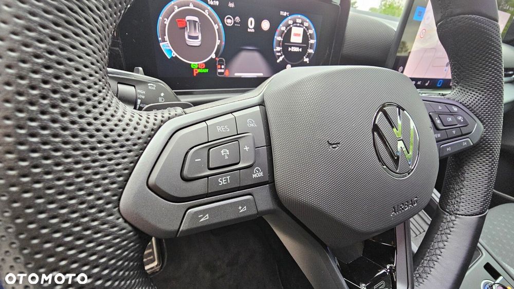 Volkswagen T-Roc - 28