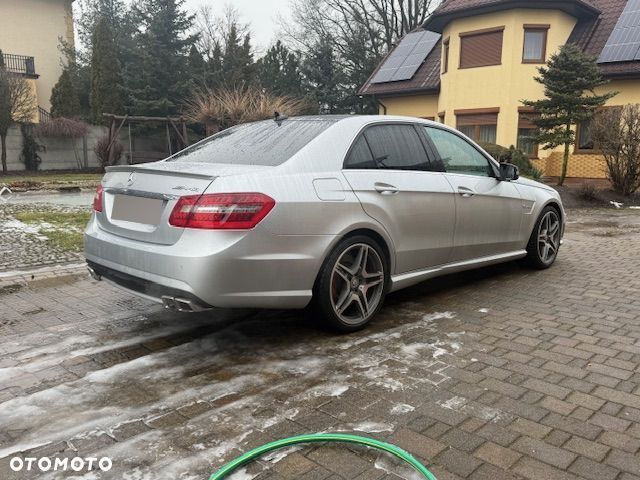 Mercedes-Benz Klasa E - 14