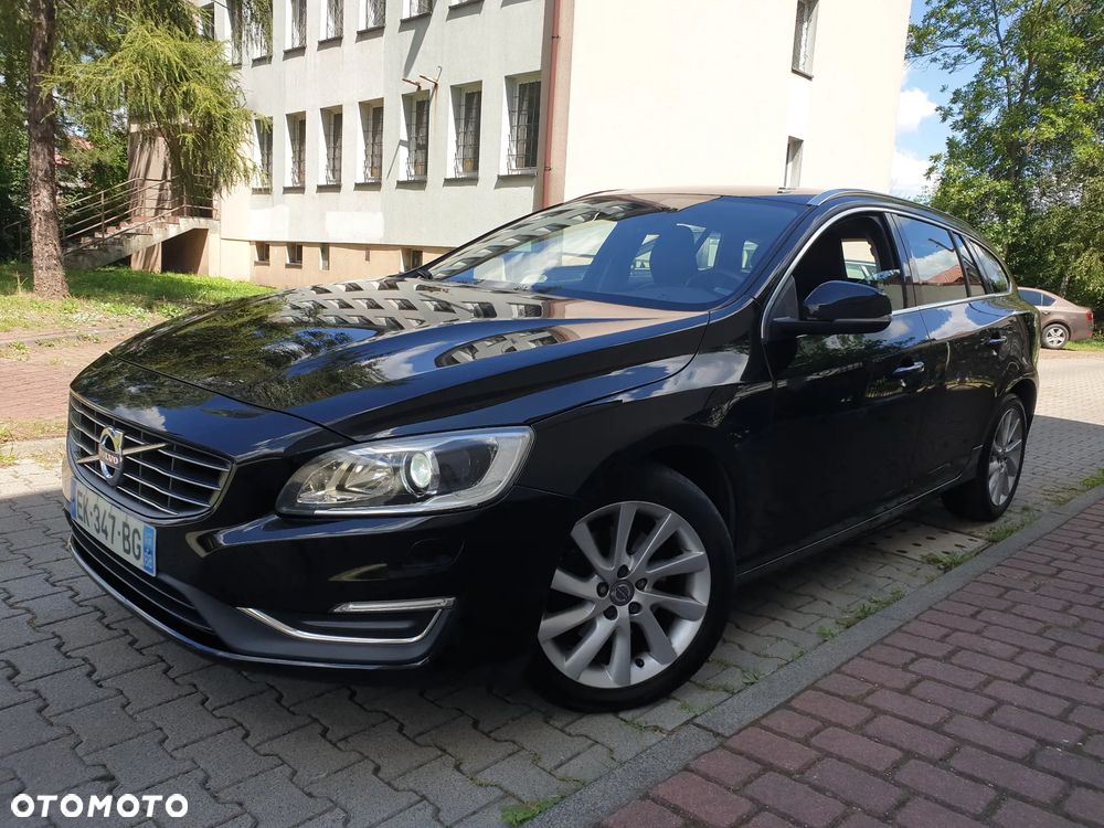 Volvo V60 D3 Geartronic Summum - 14