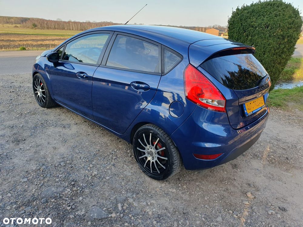 Ford Fiesta 1.25 Ambiente - 12