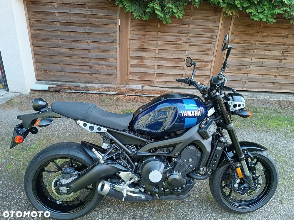 Yamaha XSR - 1