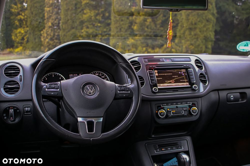 Volkswagen Tiguan - 36