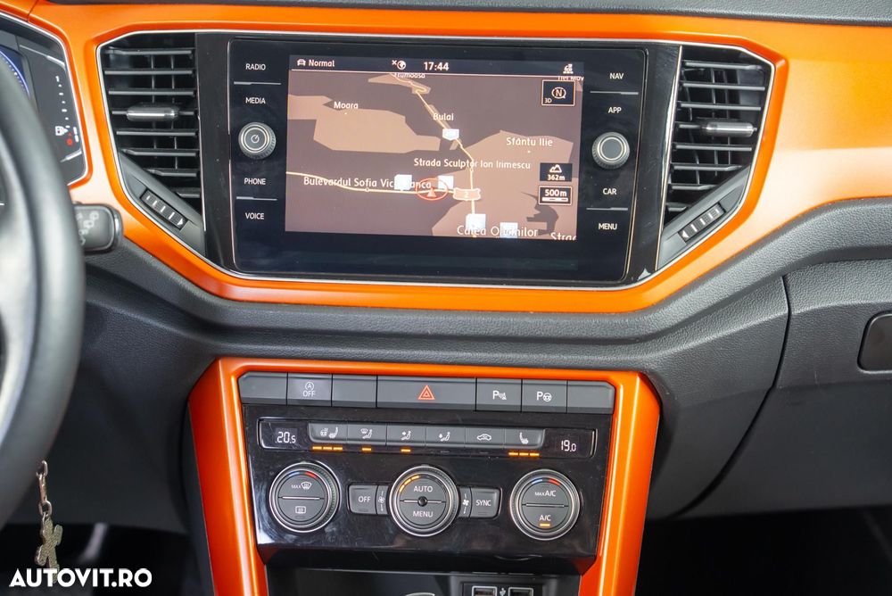Volkswagen T-Roc 2.0 TDI SCR 4MOTION DSG Style - 20