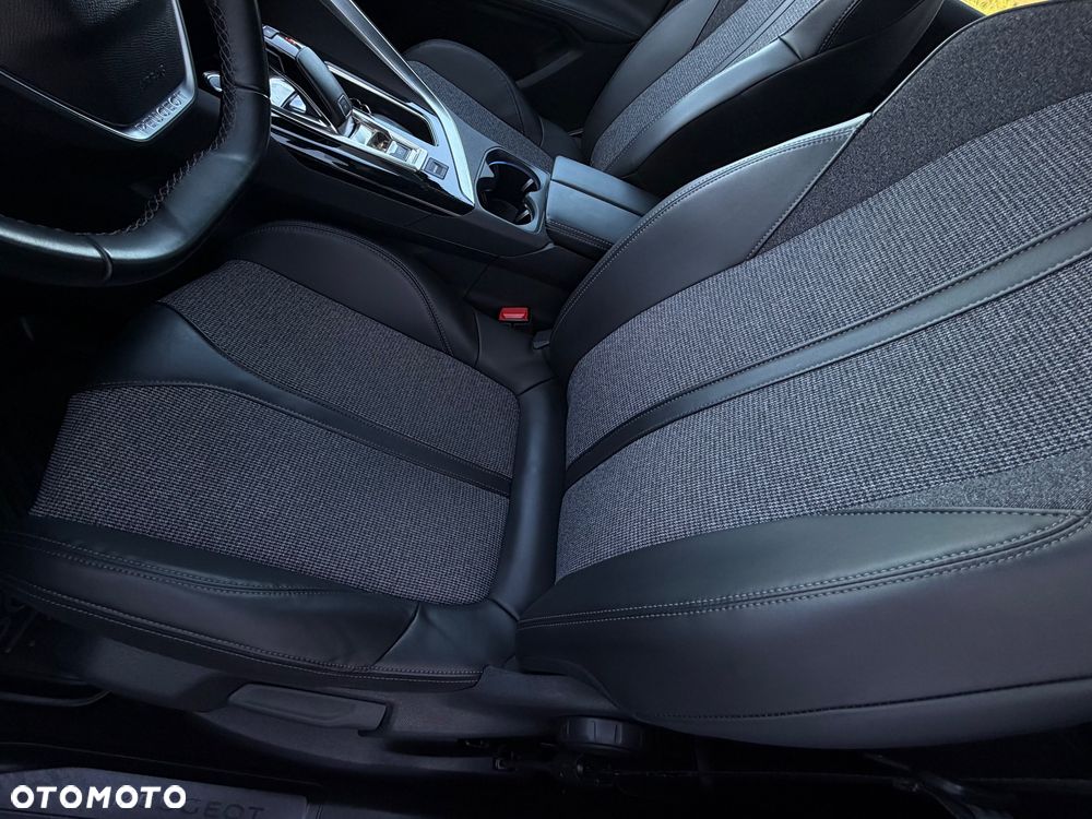 Peugeot 3008 BlueHDi 180 Stop & Start EAT6 GT - 25