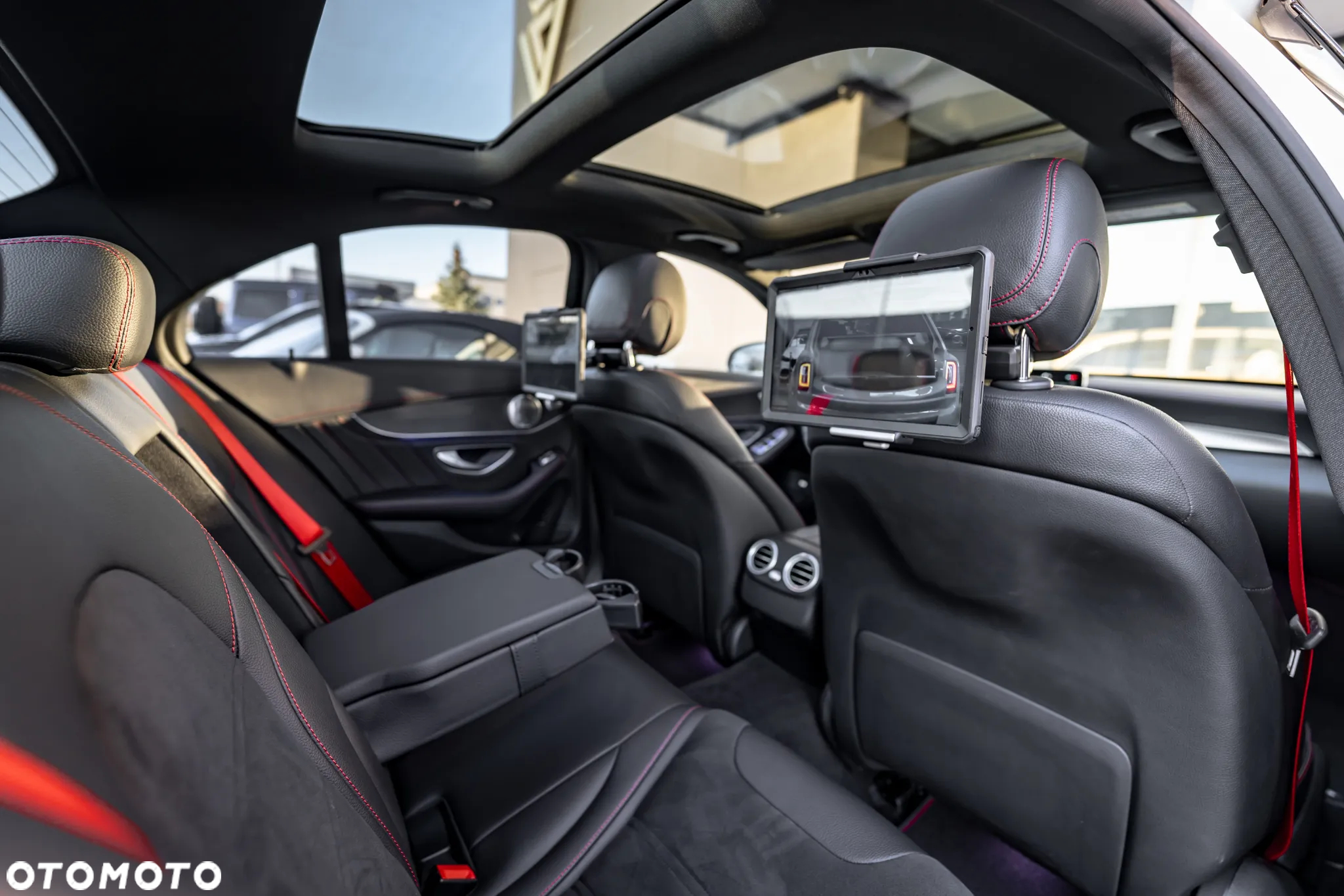 Mercedes-Benz Klasa C AMG 43 4Matic AMG TCT 9G - 38