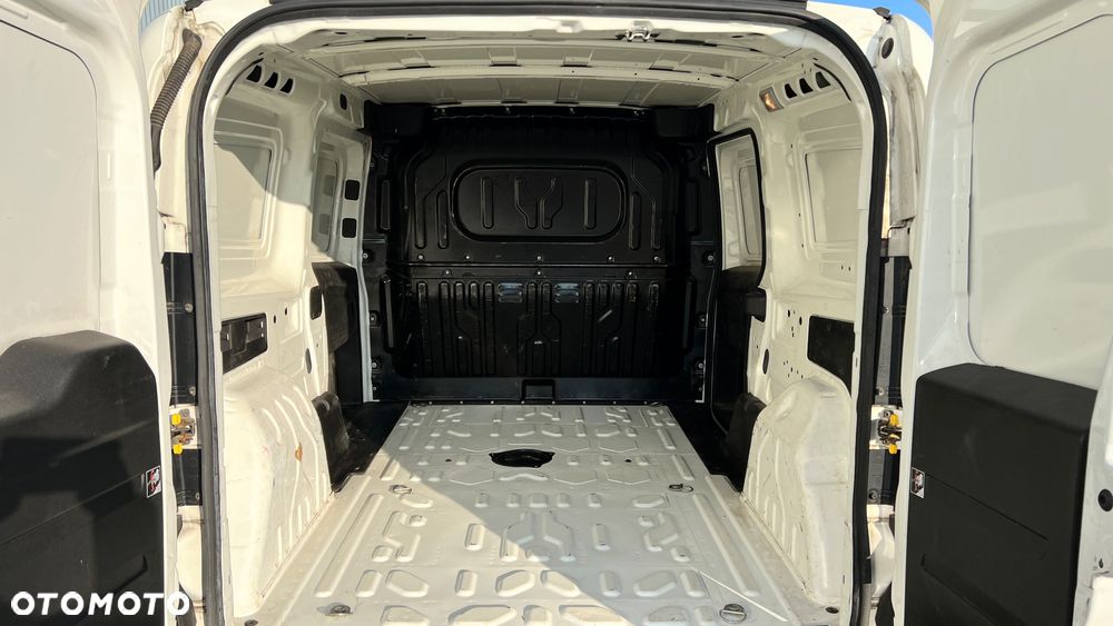 Fiat Doblo Maxi Dynamic - 11