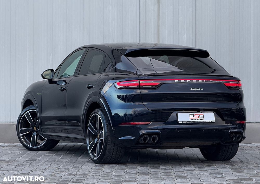 Porsche Cayenne Coupe E-Hybrid Tiptronic S Platinum Edition - 4