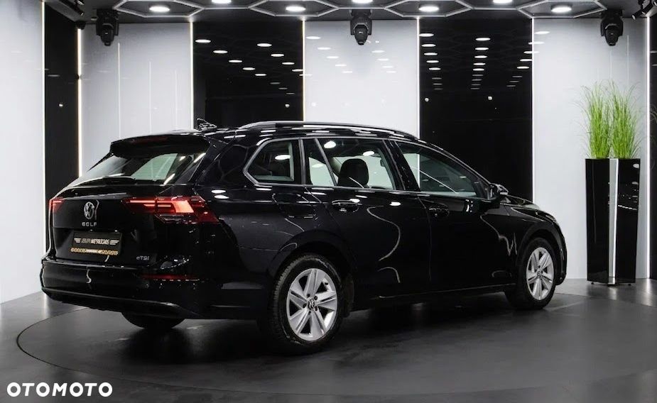 Volkswagen Golf Variant 1.5 eTSI EVO Life DSG - 5