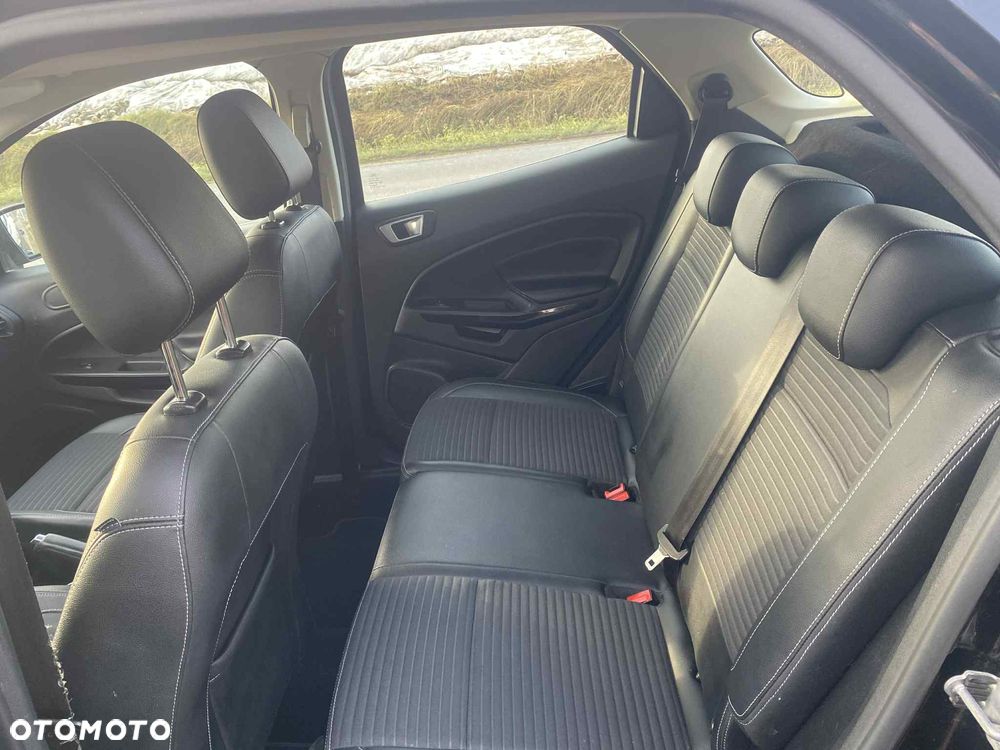 Ford EcoSport - 18
