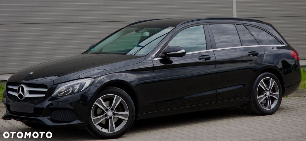 Mercedes-Benz Klasa C 180 9G-TRONIC Edition - 4