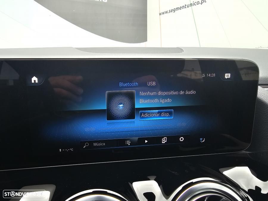 Mercedes-Benz EQA 250+ Progressive - 13