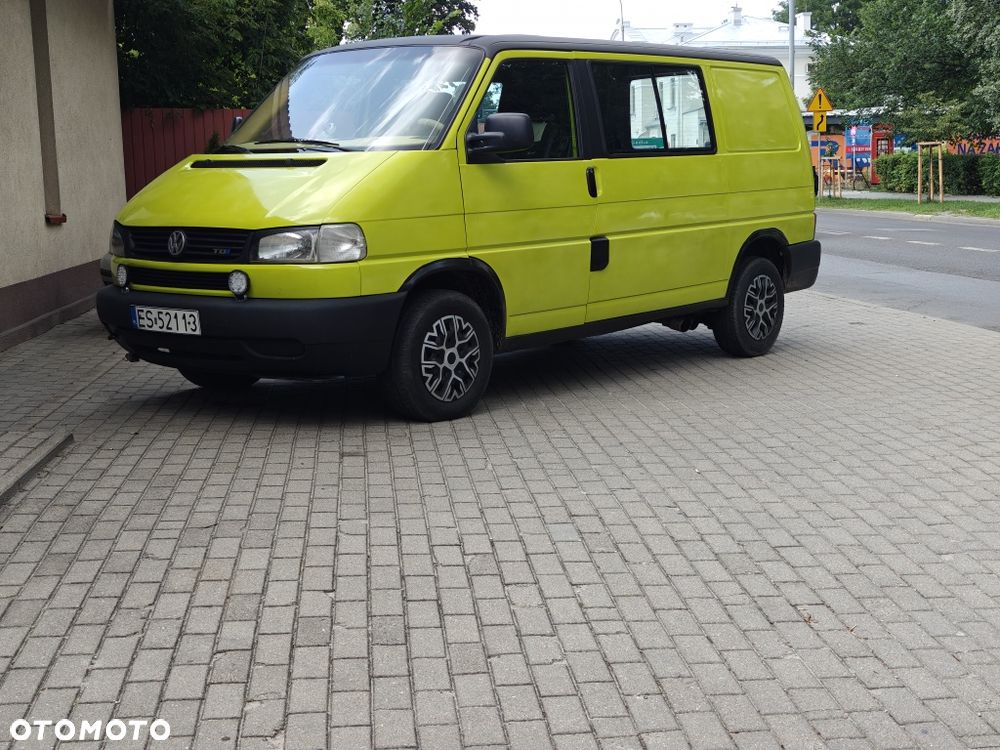 Volkswagen Transporter - 1