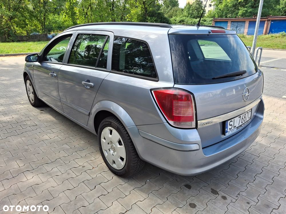 Opel Astra - 25