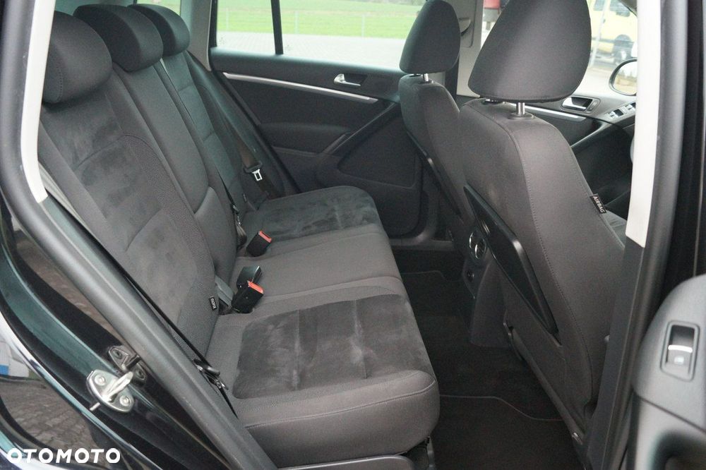 Volkswagen Tiguan - 19