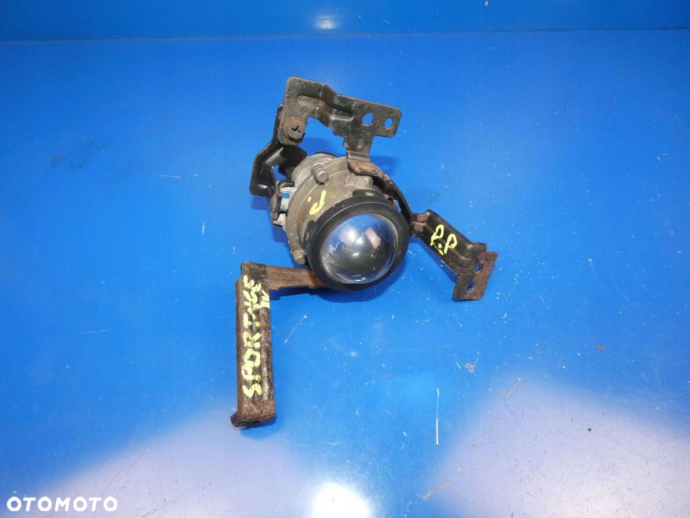 KIA SPORTAGE IV LAMPA HALOGEN PRAWY PRZÓD PRZECIWMGIELNE PRAWE - 1