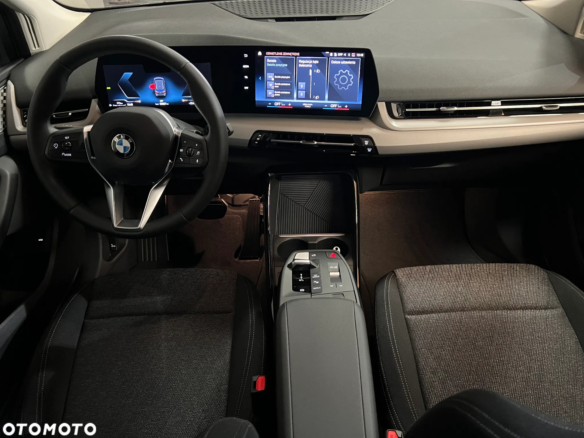 BMW Seria 2 216i - 8