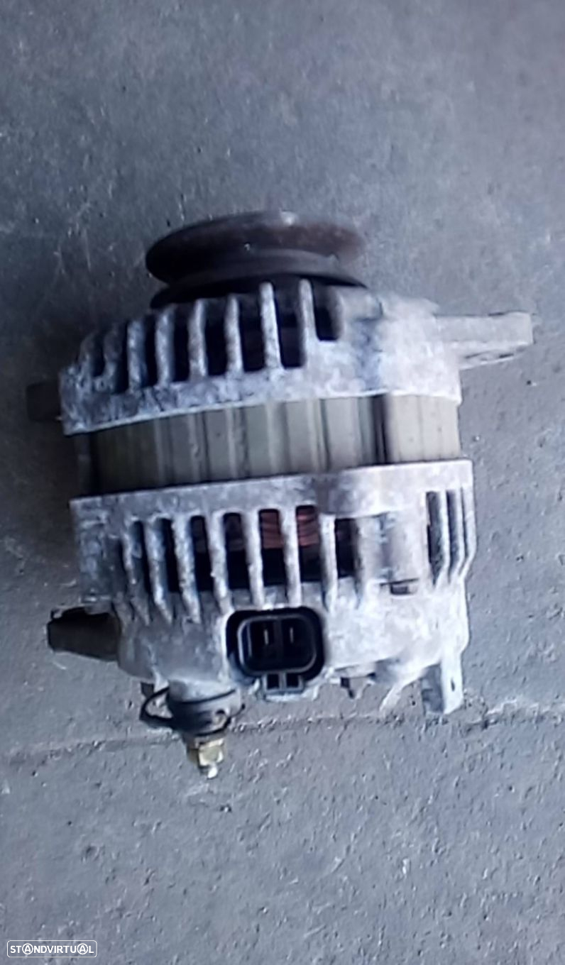 Alternador Nissan Almera I (N15) - 4
