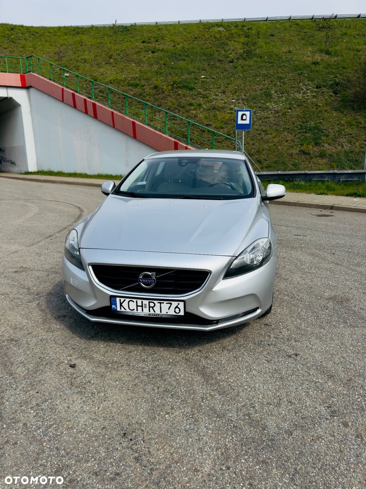 Volvo V40 - 2