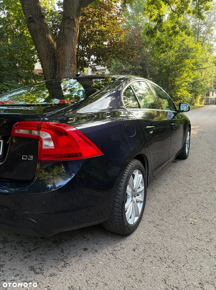 Volvo S60 D3 Drive-E Momentum - 9