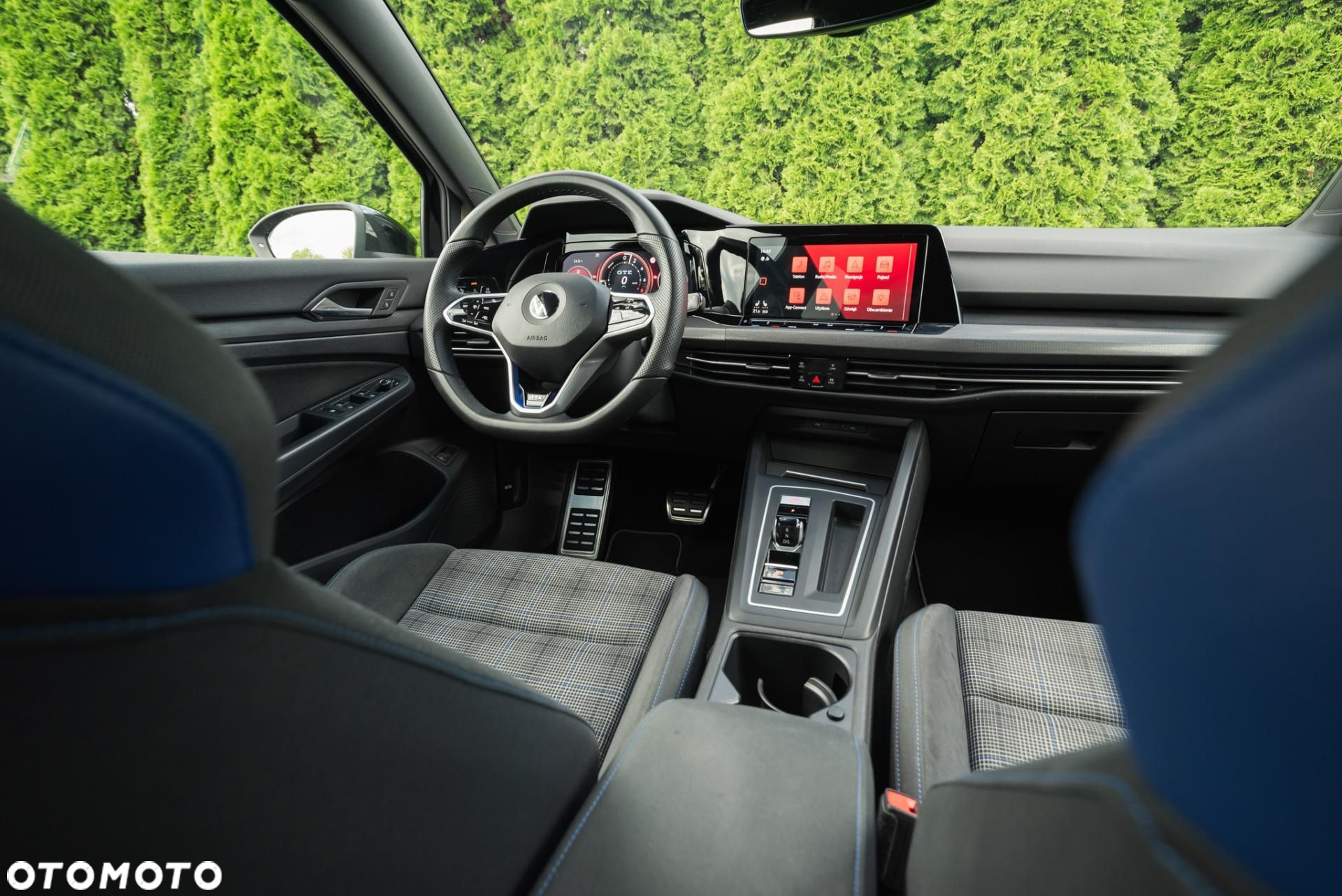 Volkswagen Golf - 16