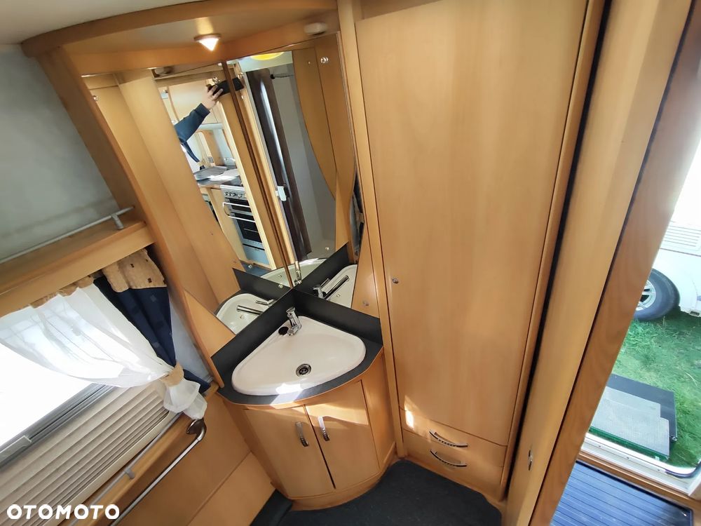 SWIFT Sterling Eccles - 31