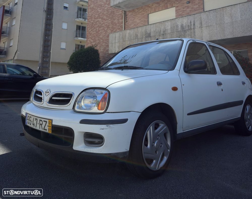 Nissan Micra 1.0 Elegance AC - 4